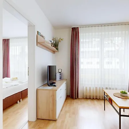 Appartementhaus Binzer Sterne 34 *